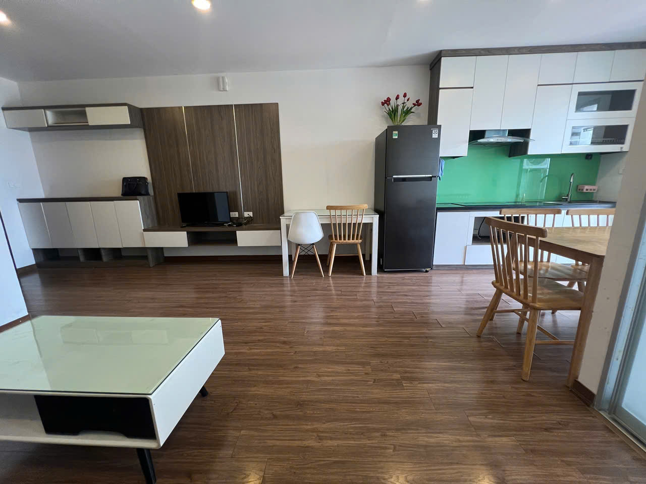 cho thuê chung cư royal park